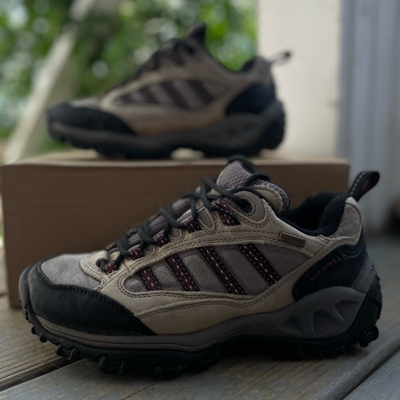 Merrell women’s Blade Waterproof Trail/Hiking - Picture 5 of 5